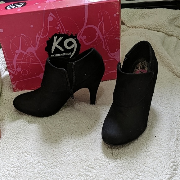 Rocket Dog Shoes - Heeled booties